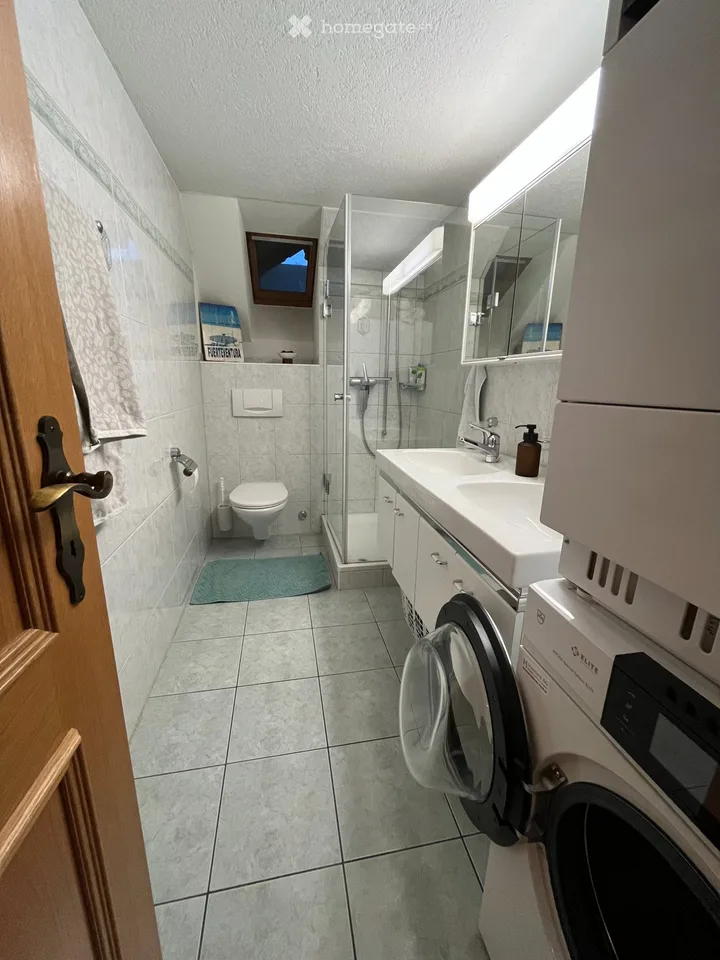 5,5 Zimmer Wohnung mit See- & Bergblick in Merlischachen