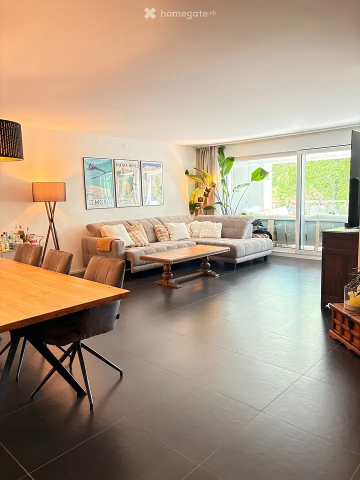 Befristet, möbliert: Grosse 3.5-Zimmer-Wohnung in Greifensee
