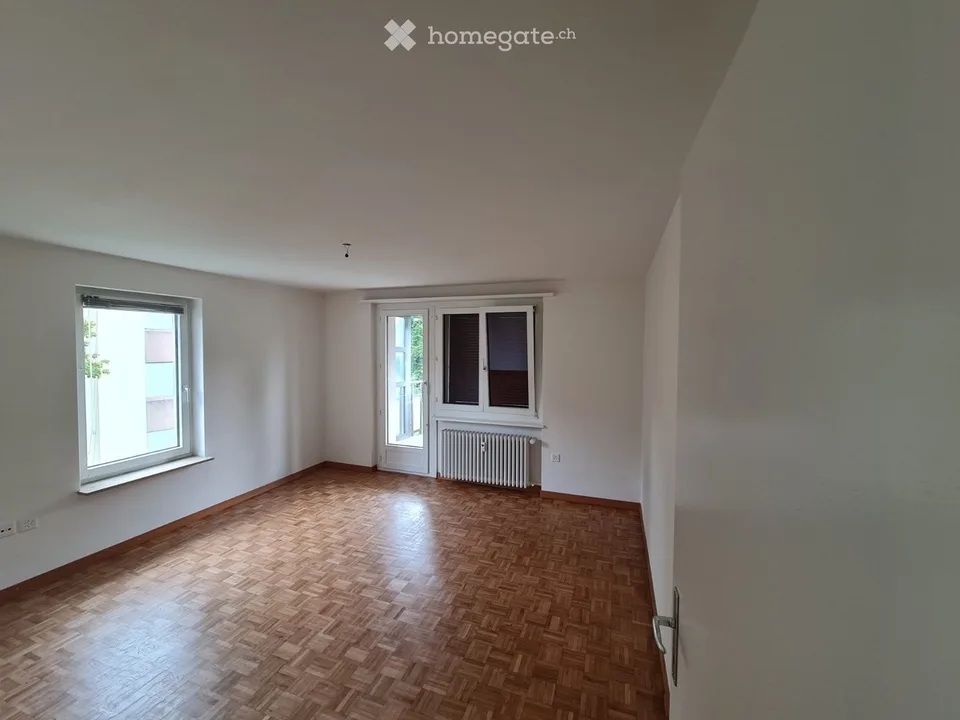 Appartement de 3,5 pièces rénové à Aadorf dans un quartier calme