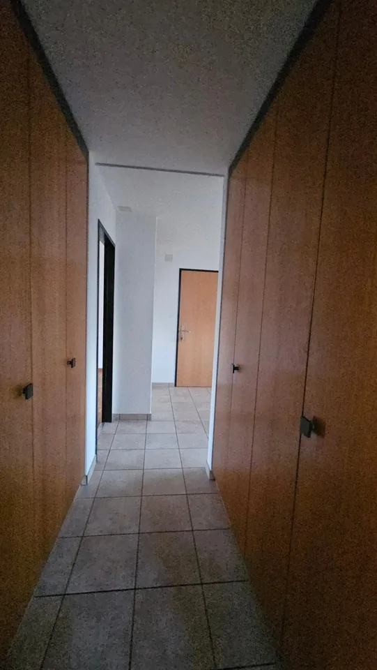 Bello e spazioso appartamento di 4,5 locali al 1° piano – foto 8 di 13