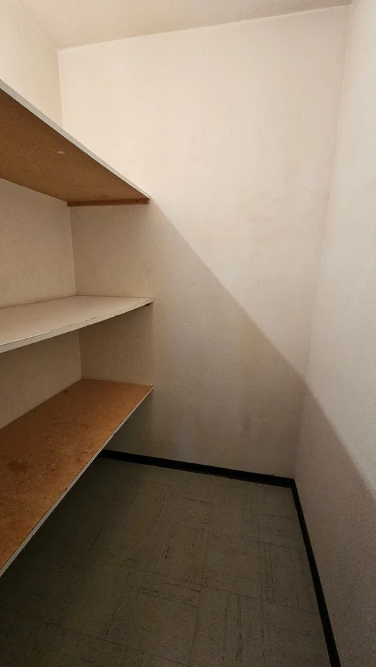 Bello e spazioso appartamento di 4,5 locali al 1° piano – foto 10 di 13