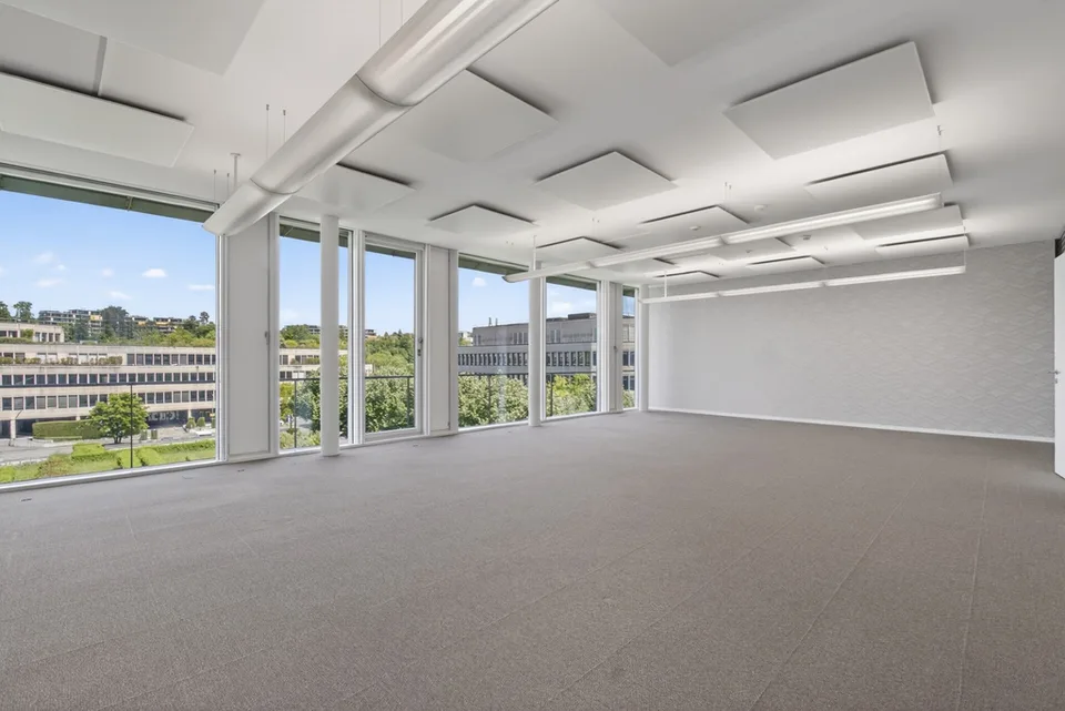 Büroflächen zwischen 65 und 455 m2 / Ausgebaut und Bezugsbereit