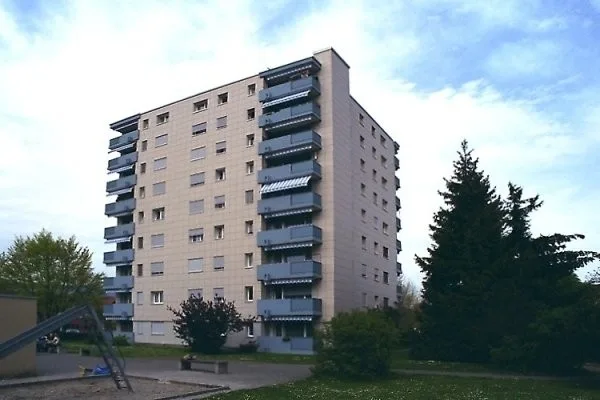 Einstellhallenplatz zu vermieten