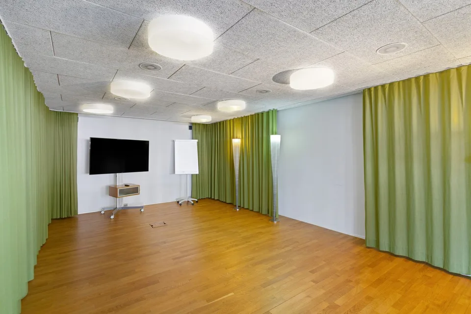 Espace de bureau aménagé à Glattbrugg avec des connexions de trafic optimales – photo 17 sur 17