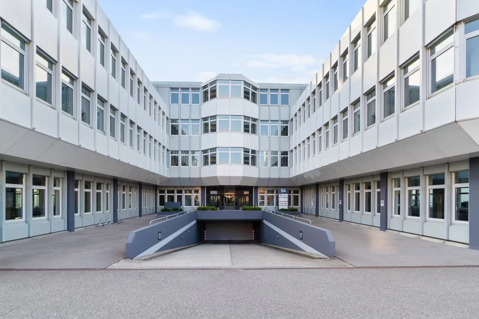 Ausgebaute Bürofläche in Glattbrugg mit optimaler Verkehrsanbindung