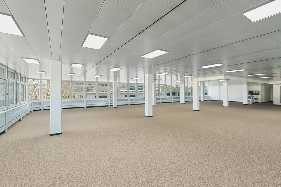 Espace de bureau aménagé à Glattbrugg avec des connexions de trafic optimales – photo 11 sur 17