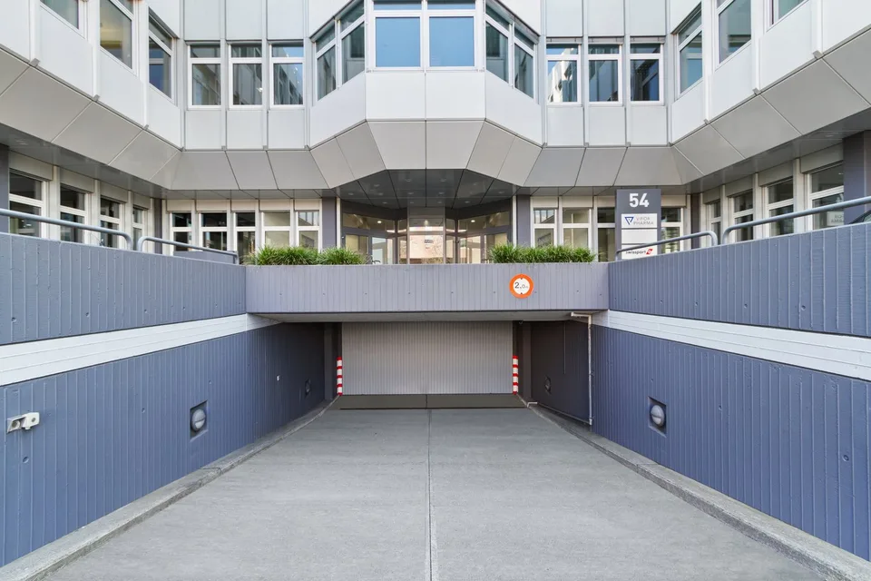 Ausgebaute Bürofläche in Glattbrugg mit optimaler Verkehrsanbindung