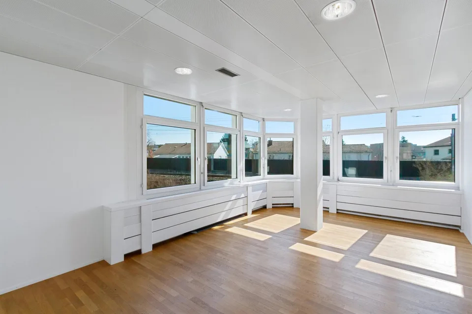 Espace de bureau aménagé à Glattbrugg avec des connexions de trafic optimales – photo 15 sur 17