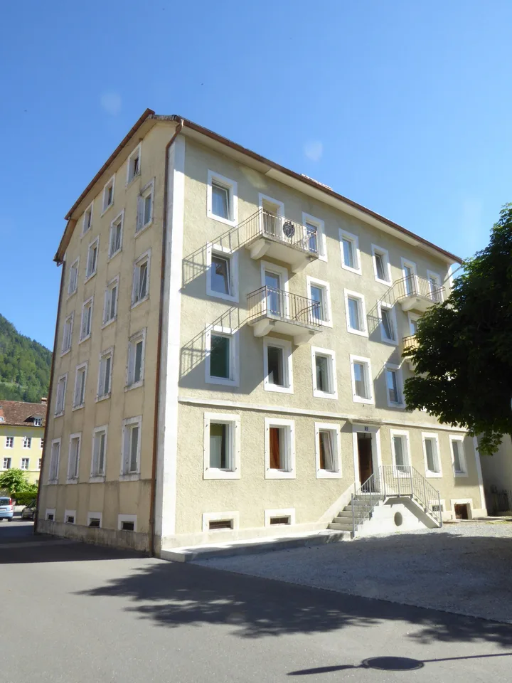 Appartamento ristrutturato di 4 locali nel centro del villaggio – foto 11 di 11