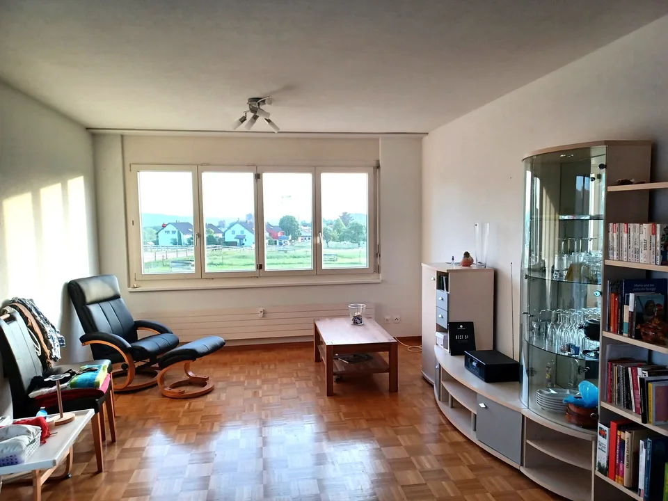 Appartement spacieux 4 1/2 pièces dans un quartier calme