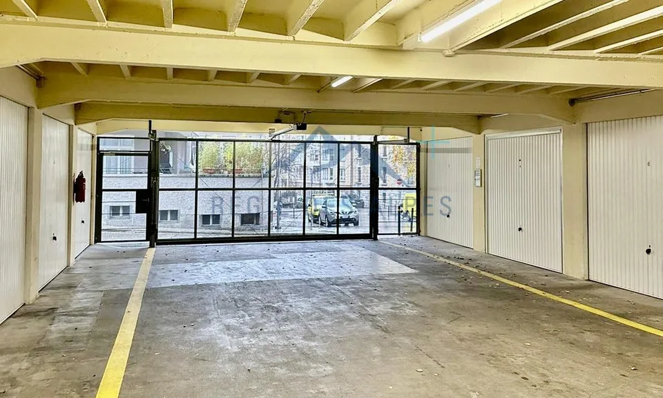 Box chiuso - Eaux-vives | Avenue Théodore-Flournoy