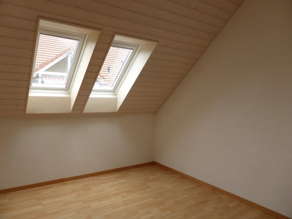 Ampio appartamento-maisonnette di 6,5 locali a Zeiningen – foto 6 di 14