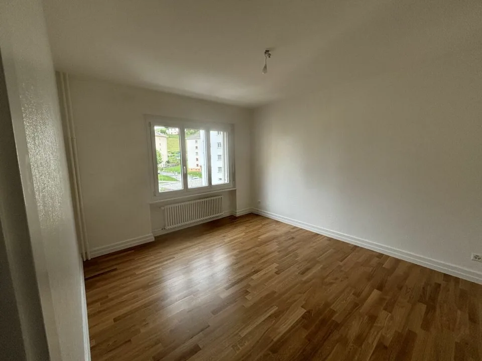 Wohnung mit 3 Zimmern, kürzlich renoviert, mit Balkon