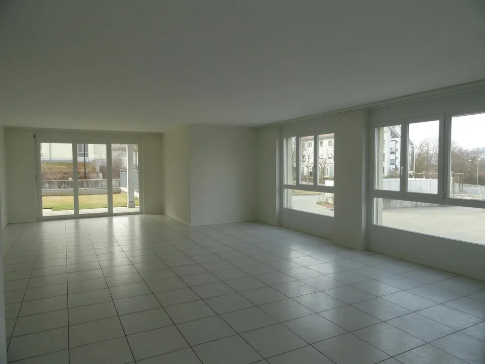 Wohnung mit Gartensitzplatz