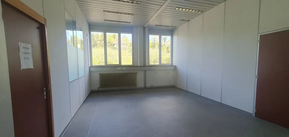 Büros von 279 m² in Penthalaz – Foto 12 von 15