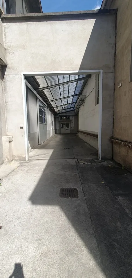 Büros von 279 m² in Penthalaz
