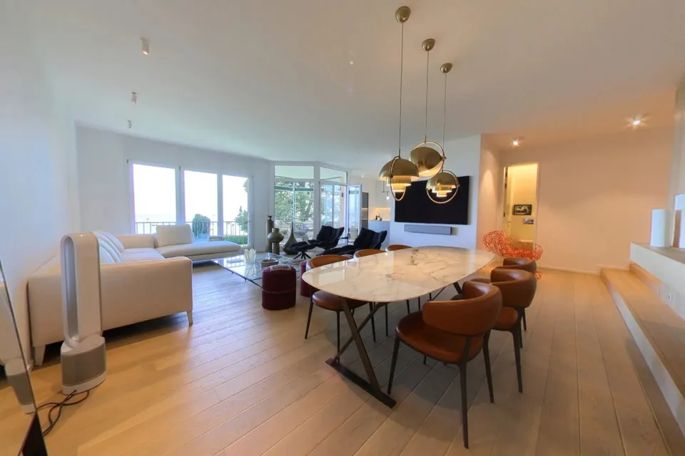 Premium 3-Bedroom, Balcony and Lake view - Parking Included