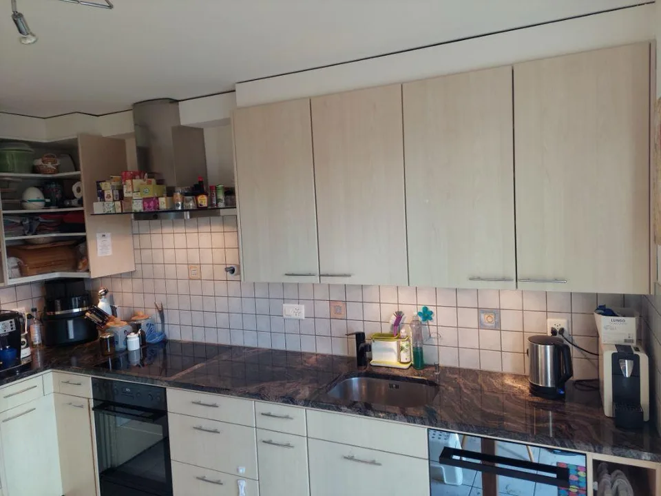 4½ ZIMMER-HAUS IN TÄUFFELEN (BE), MÖBLIERT