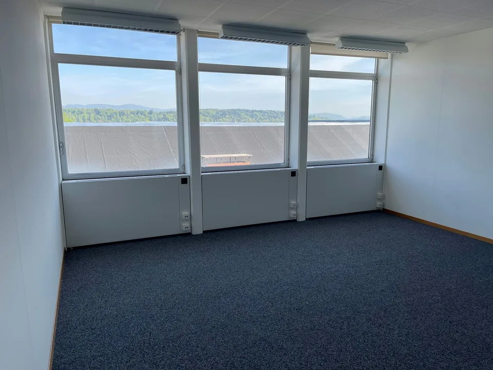 Ausgebaute Büroflächen zwischen 20m² - 127m² zu vermieten!