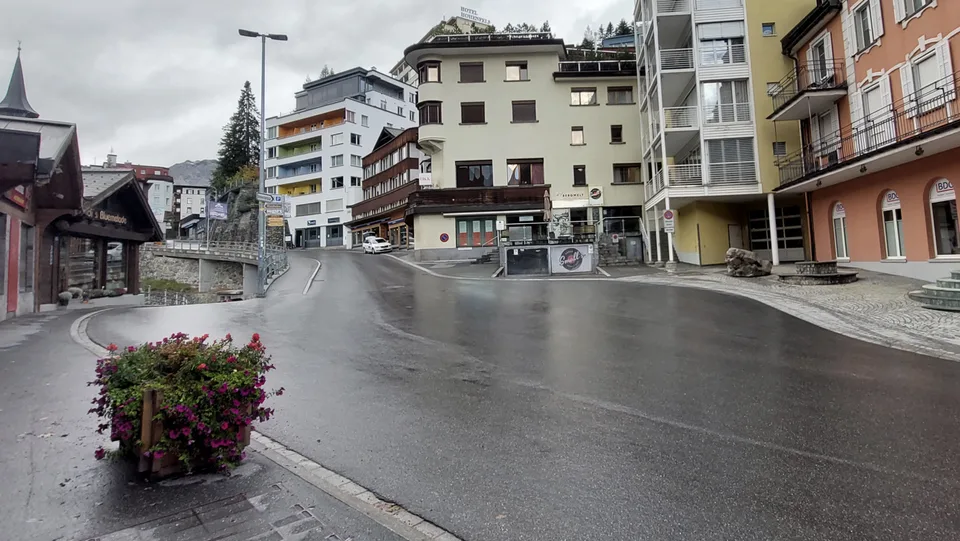 Spazio commerciale nel cuore di Arosa – foto 6 di 9