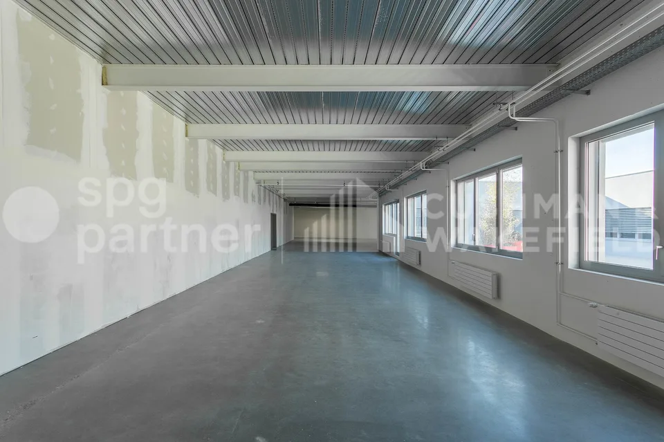 Grenet 21 - Magazzini logistici, laboratori artigianali e uffici moderni con terrazza
