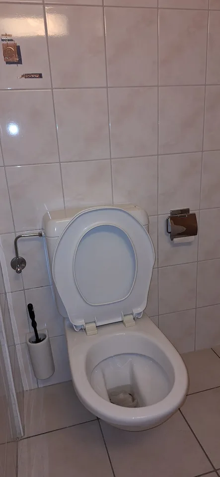 Charmantes Studio im 4. Stock mit Aufzug in Delémont – Foto 14 von 15