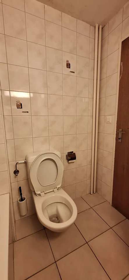 Charmantes Studio im 4. Stock mit Aufzug in Delémont – Foto 11 von 15