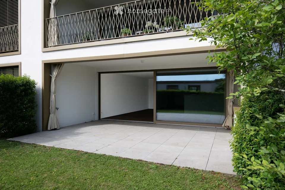 Moderne und grosszügige Wohnung mit 78 m2 Wohnfläche und grossem Gartensitzplatz