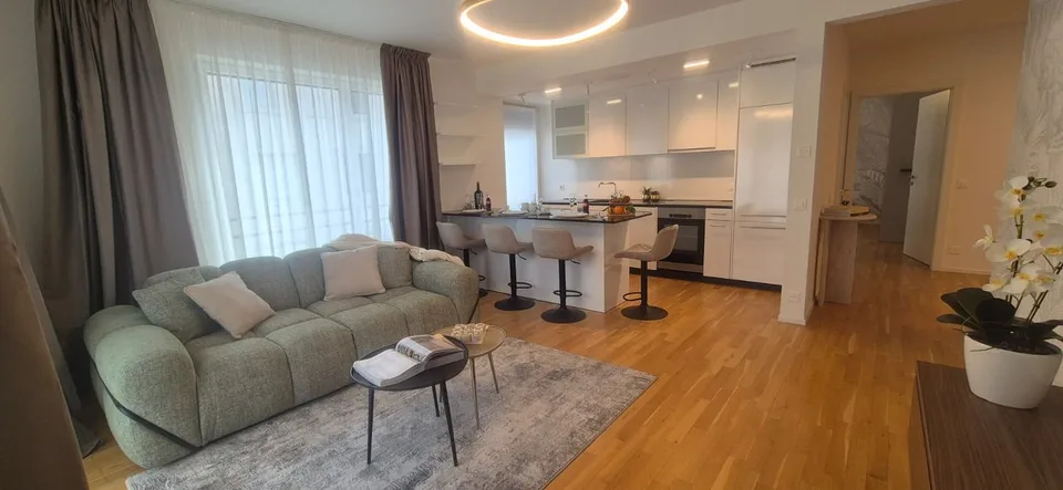 3.5 locali appartmento in affitto centro Lugano