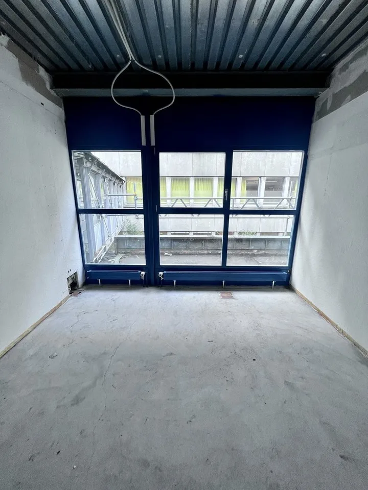 Spazio commerciale centrale in affitto su Bahnhofstrasse