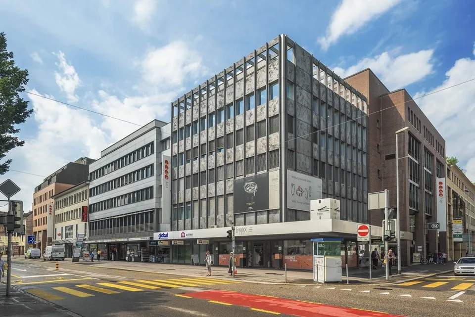Zentrale Gewerbefläche an der Bahnhofstrasse zu vermieten