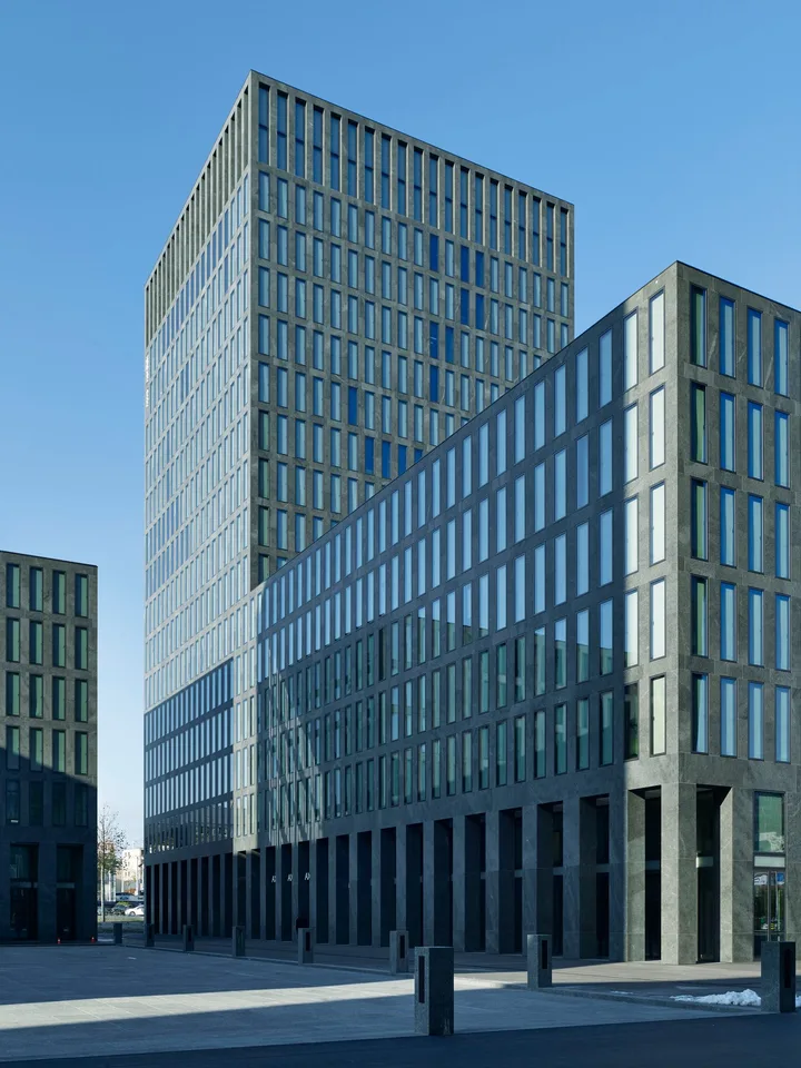 Spazi rappresentativi di ufficio nel MainTower – Flessibili, sostenibili e situati centralmente