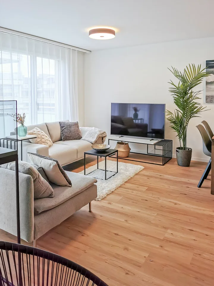 Möblierte 2 Zimmer Wohnung mit Balkon im Zentrum von Luzern – ab September 2026 verfügbar