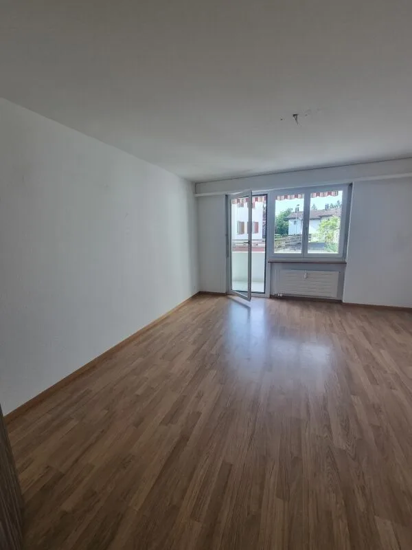 Helle 3.5 Zimmerwohnung an zentraler Lage in Orpund zu vermieten