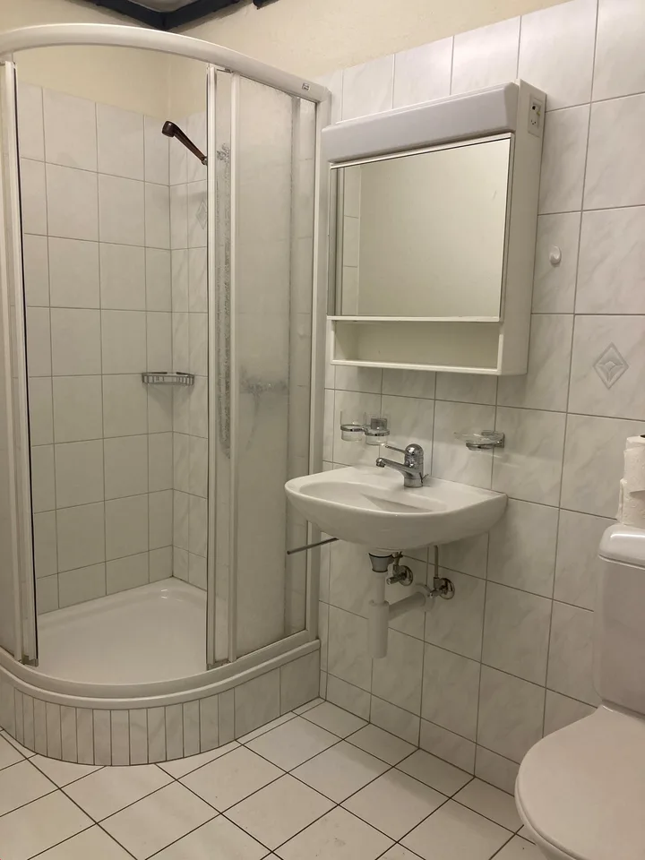 Gewerbe- & Atelierräume zur Miete am Heckenweg 29 in Aarberg – Foto 27 von 28