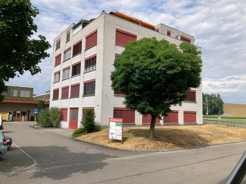 Gewerbe- & Atelierräume zur Miete am Heckenweg 29 in Aarberg – Foto 6 von 28