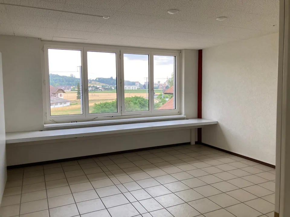 Gewerbe- & Atelierräume zur Miete am Heckenweg 29 in Aarberg – Foto 14 von 28