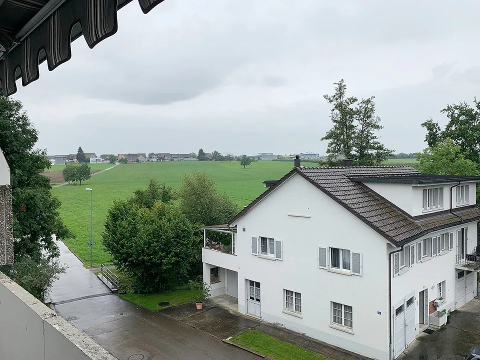 mehrere freie Abstellplätze