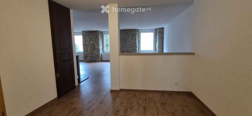 4.5 pièces, 120 m² à louer 1075 Fr + 135 Fr charge