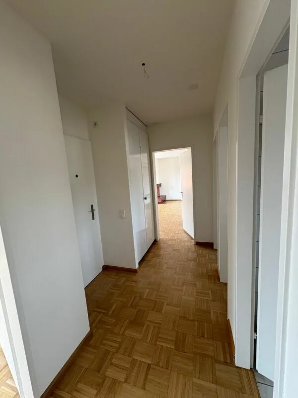 Dachterrassenwohnung mitten in Reinach mit Cheminée – Foto 12 von 12