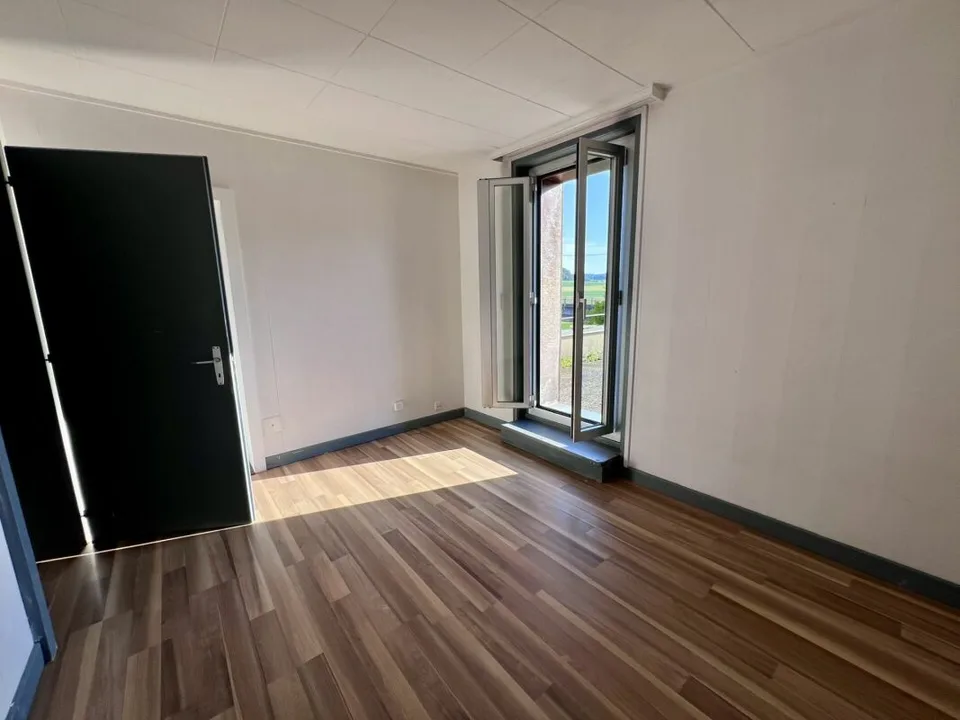 Wohnung mit 4.5 Zimmern in Rosé