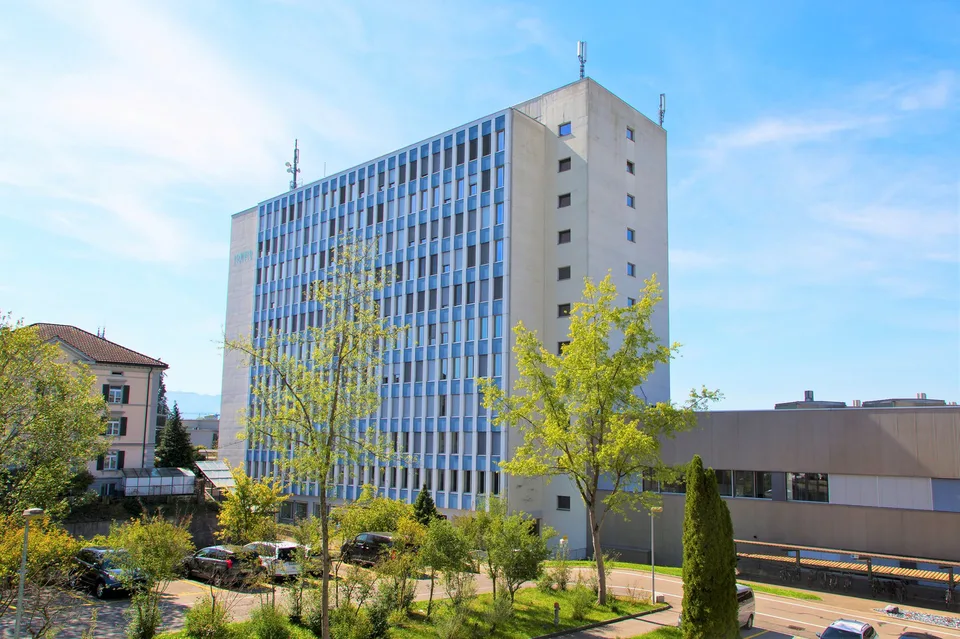 Moderne Büroräumlichkeiten im Zentrum von Rüti