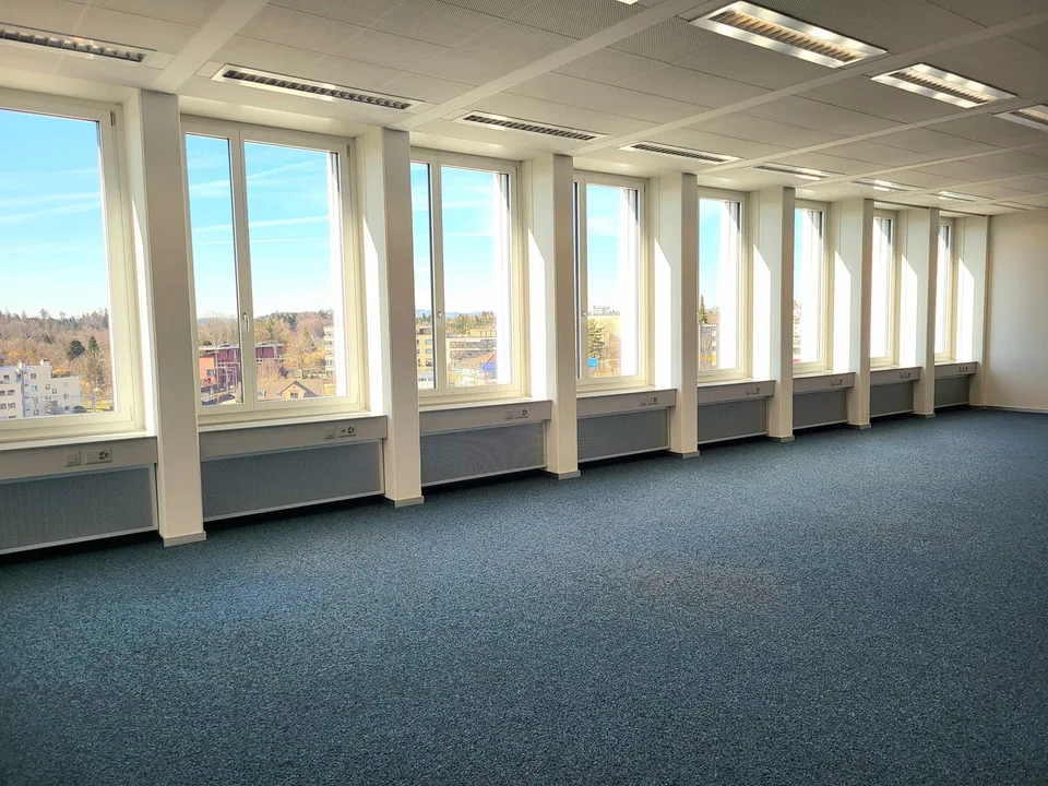 Modern office space in the center of Rüti – photo 13 of 19