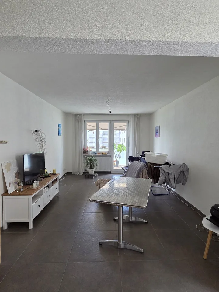 Moderne 4.5-Zimmer-Wohnung in zentraler und attraktiver Lage