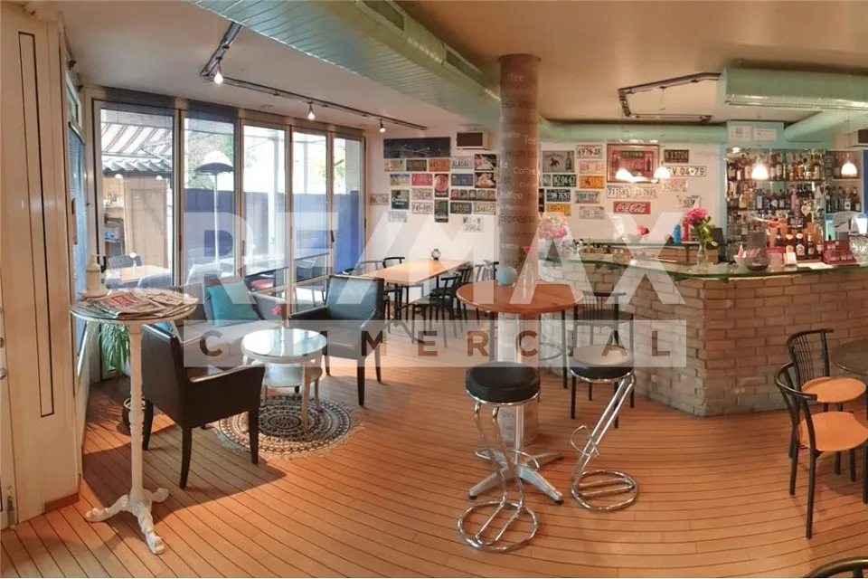Café, Bar, Bistro nel bello Toffen