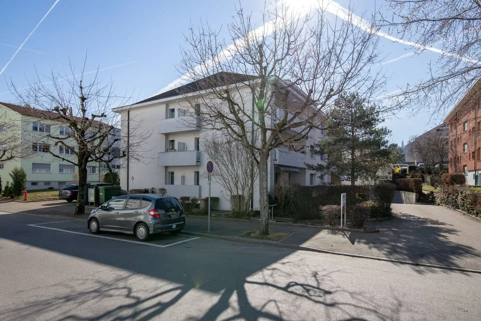 Eptingerstrasse, Muttenz - Mofa-Abstellplätze zu vermieten