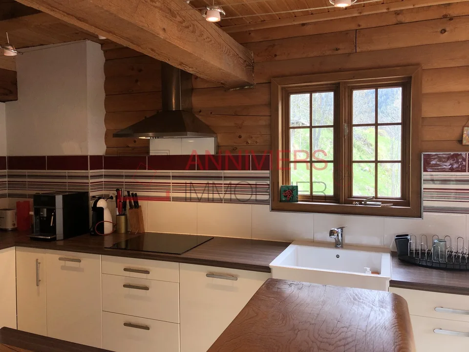 Magnifique chalet canadien à Mission, pour les amoureux de la nature – photo 7 sur 30