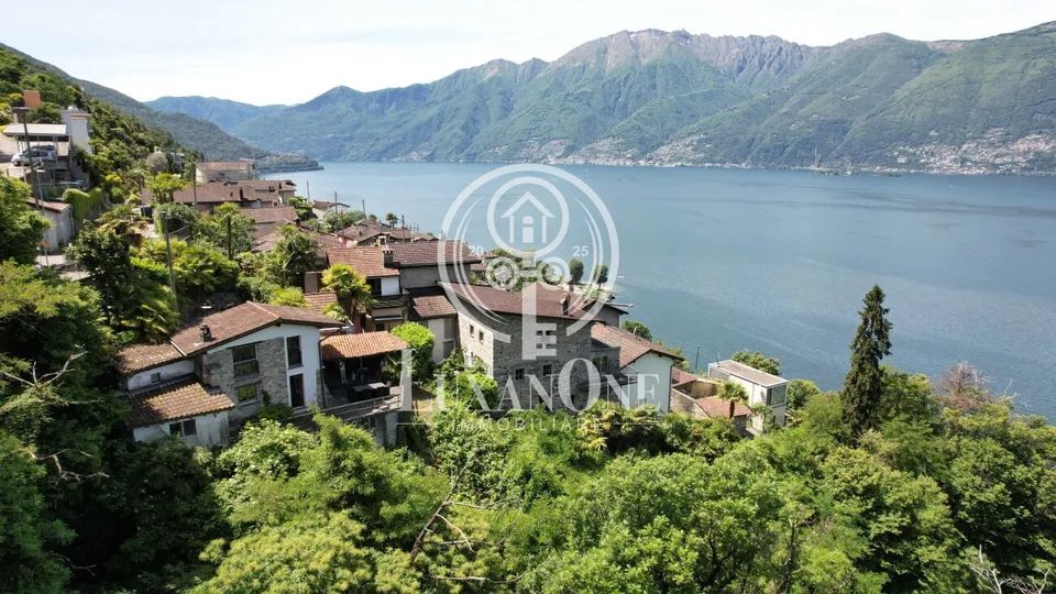 Exklusive Zweitresidenz über dem Lago Maggiore – Eleganz, Ruhe und unverbaubare Seesicht