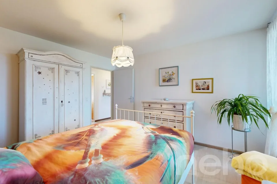 Light-flooded 5.5-room apartment with sunny balcony – photo 16 of 21