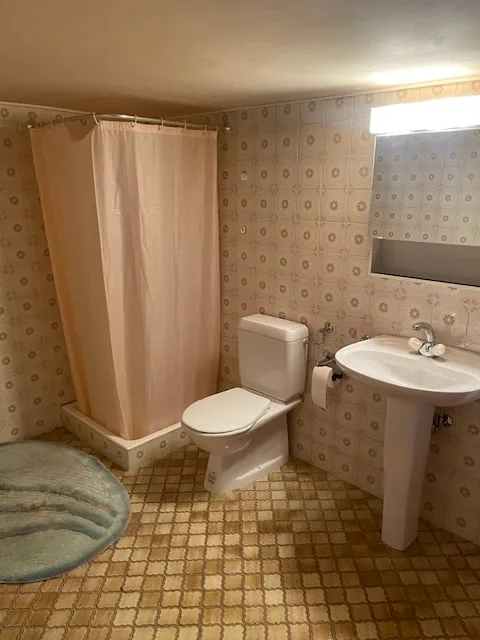 Charaktervolles Haus im Herzen des Dorfes mit freier Sicht - gutes Potenzial, *SMJ Habitat* – Foto 12 von 13